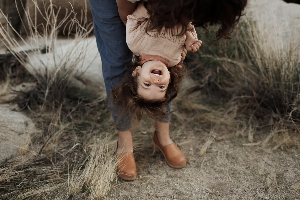 joshua-tree-california-family-session-photographer-elizabeth-wells-photography