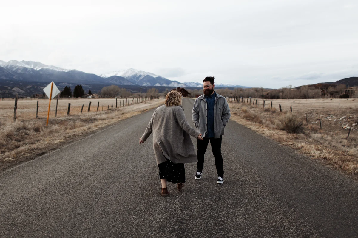 colorado-engagement-wedding-photographer-salida-elopement-mountain-elizabeth-wells-photography