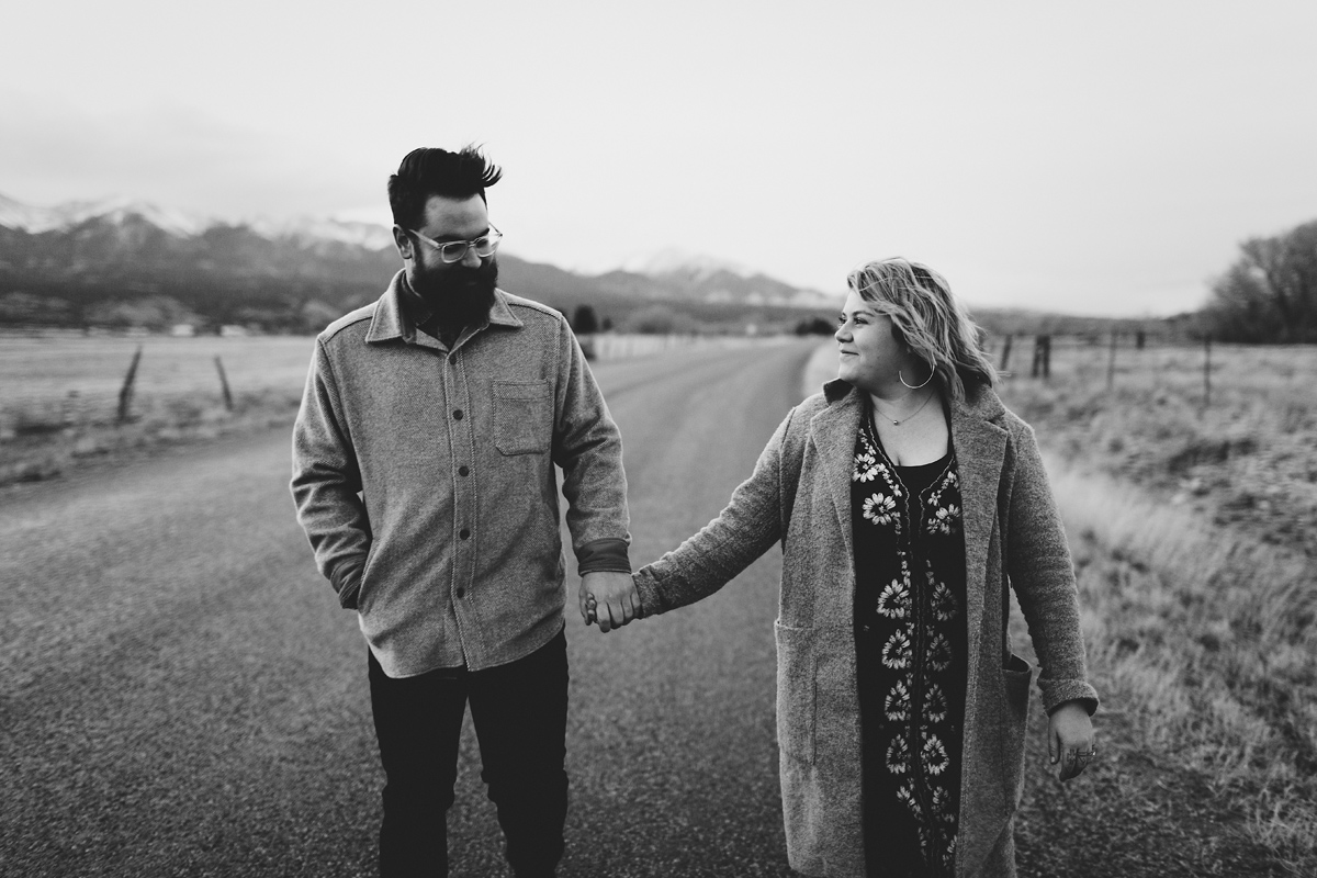 colorado-engagement-wedding-photographer-salida-elopement-mountain-elizabeth-wells-photography