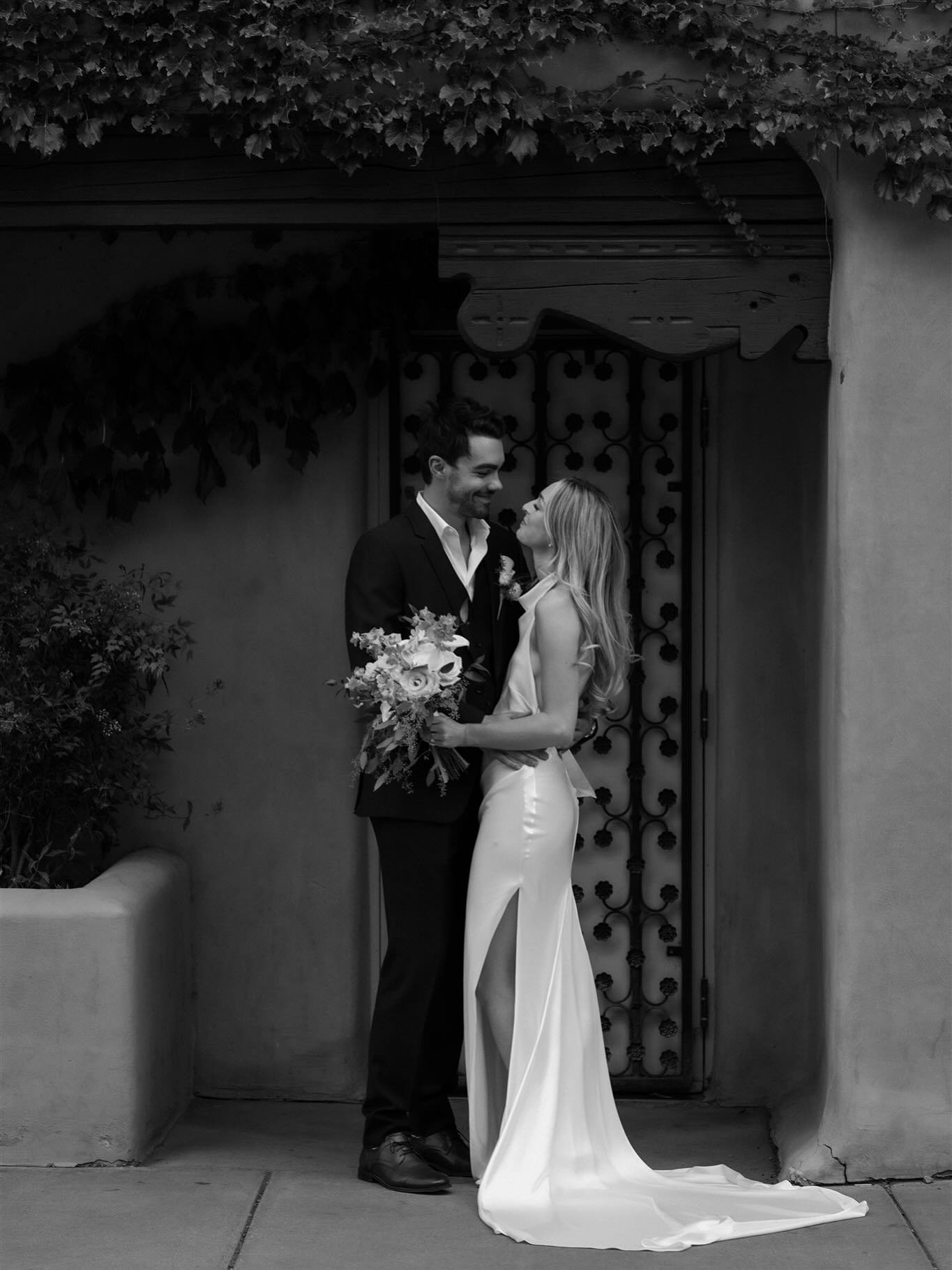 J + K | married in Santa Fe