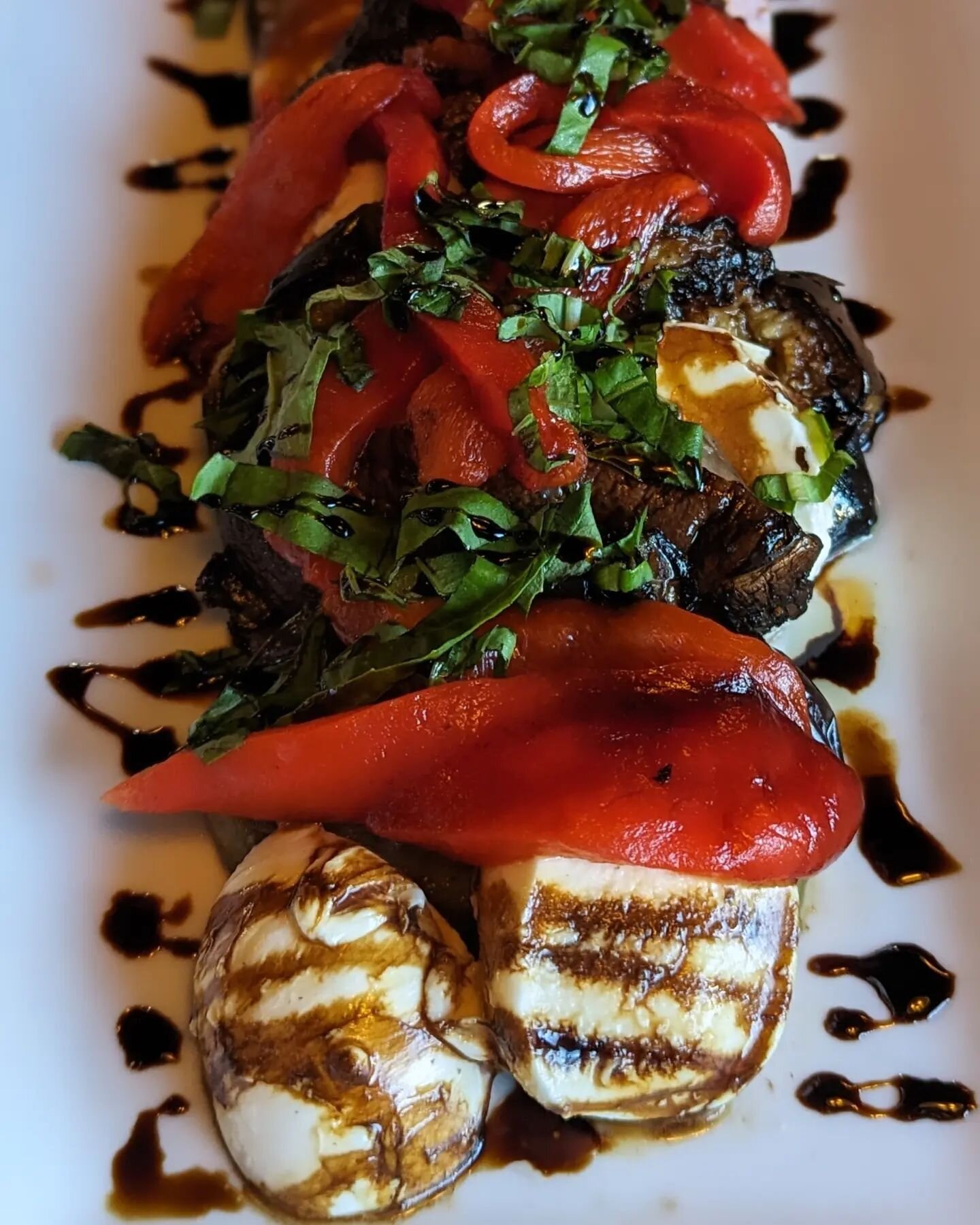 🍅 Small bites, big delights.🌿 Fresh mozzarella, grilled eggplant, roasted peppers, herbs, reduced balsamic. 

☎️ (914) 835-6199 for take-out &amp; reservations.
📍Harrison, NY

#trattoriavivolo #cucinaitaliana #vivolo #harrison #eggplant #freshmozz