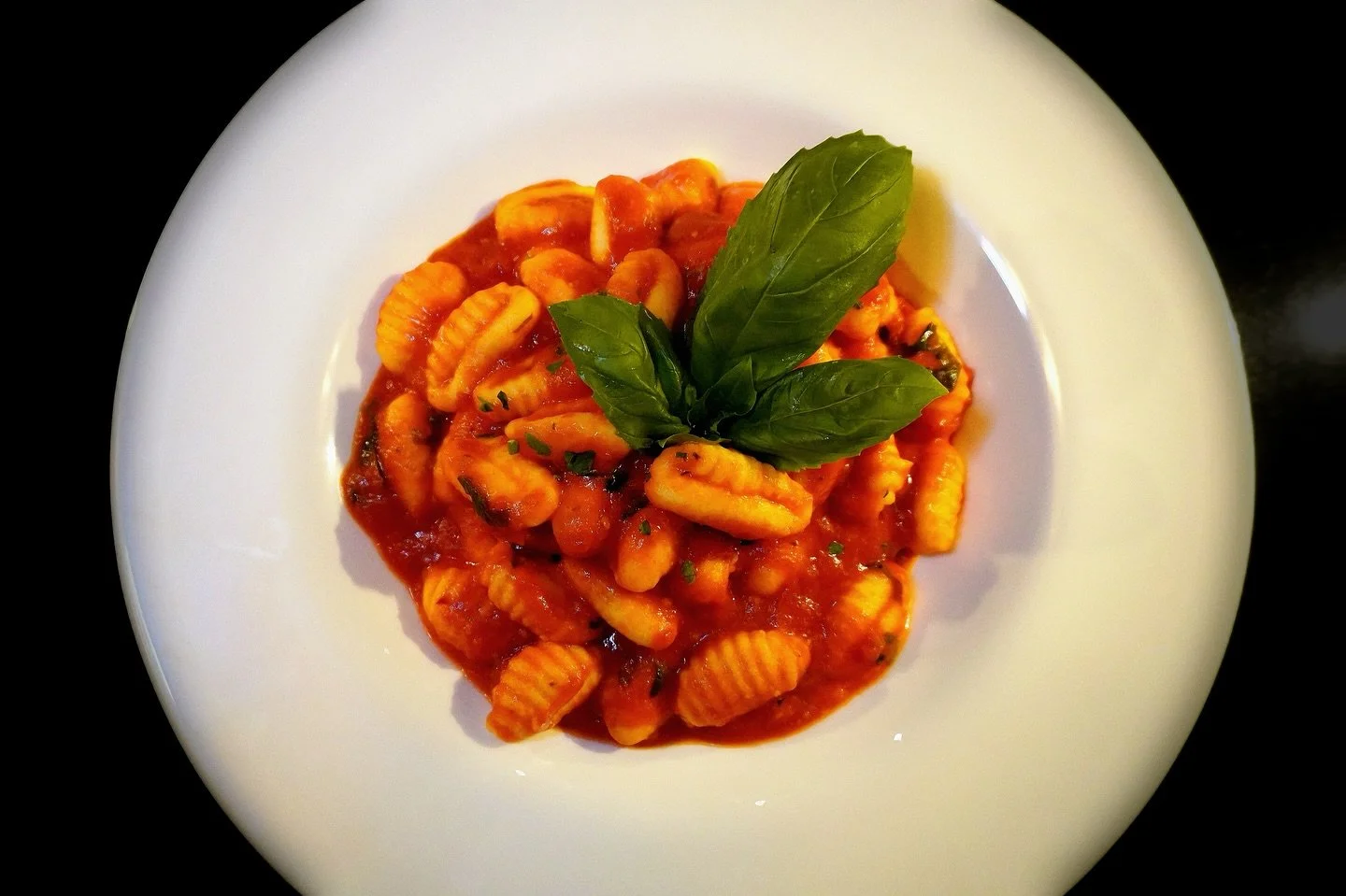 Cozy season calls for comfort food and nothing says comfort like our homemade Gnocchi Marinara 🍅✨
Soft, pillowy gnocchi tossed in rich tomato sauce, made the traditional Italian way -  simple, authentic, and full of love.

Perfect for a crisp Octobe