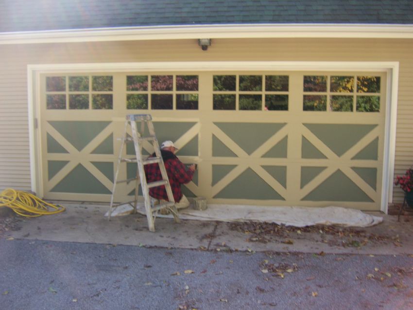 exterior garage painting.jpg