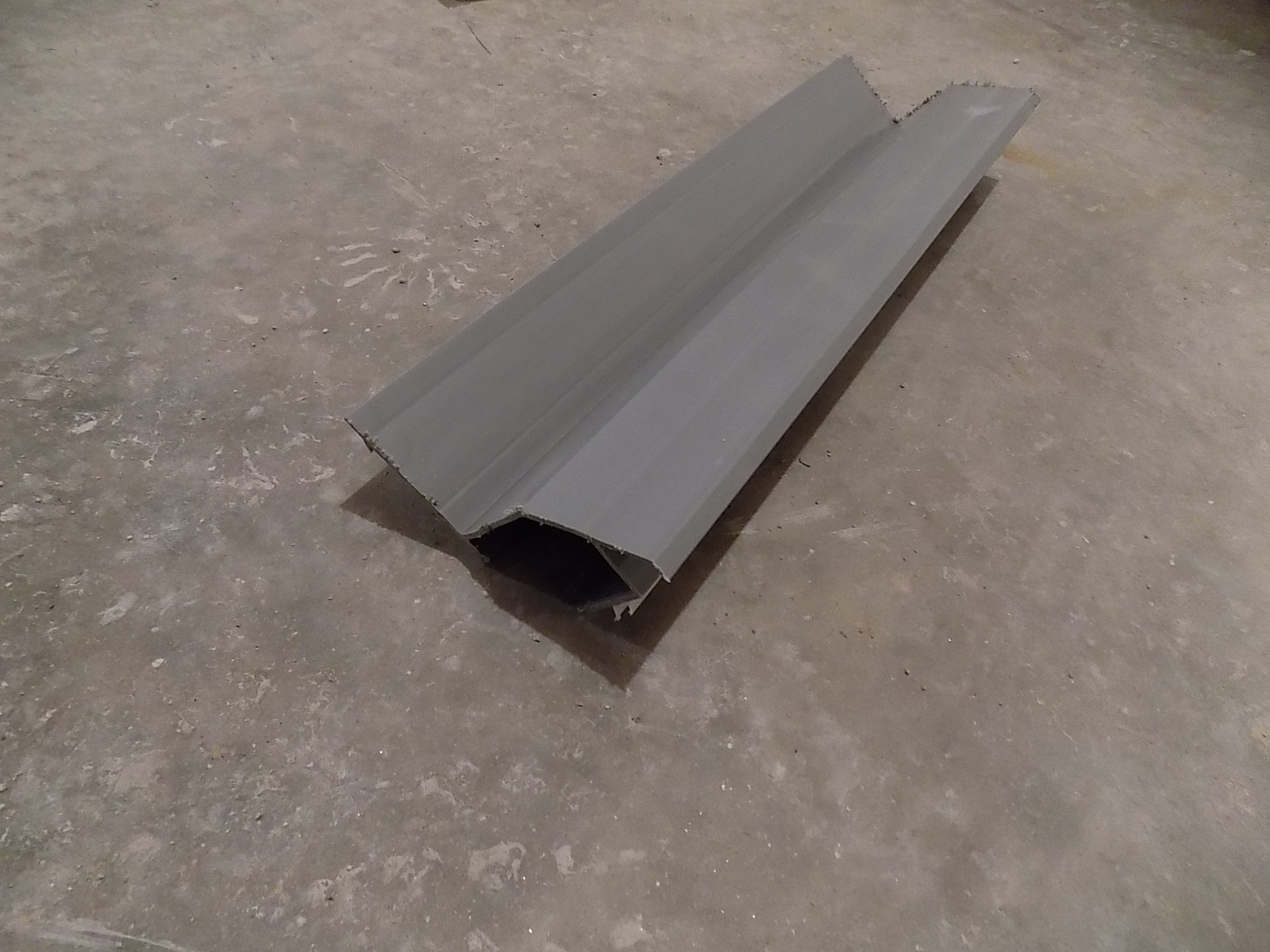A look at the water channels installed along the perimeter of the walls