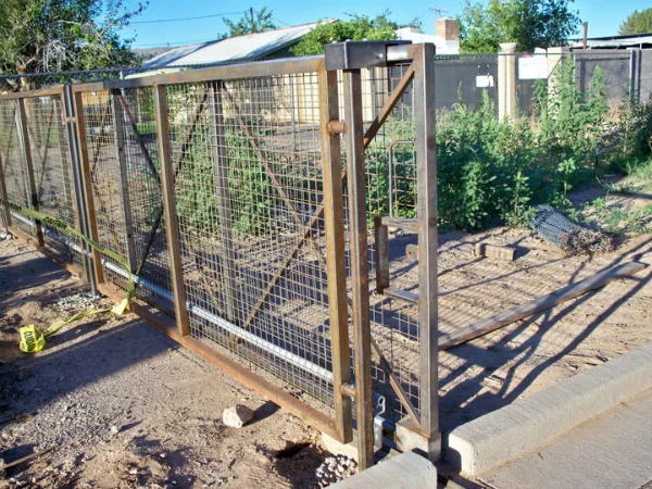 Modular Fence and open entry