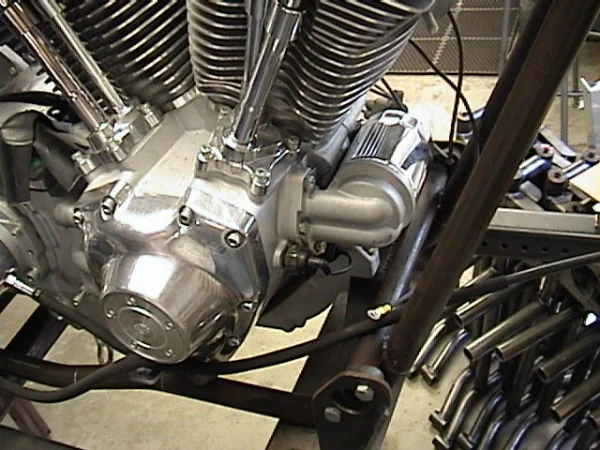 Twin cam front mount and forward controls