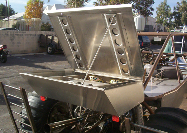 Buggy wing trunk