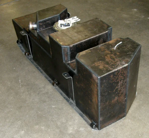 Custom Truck gas tank front view