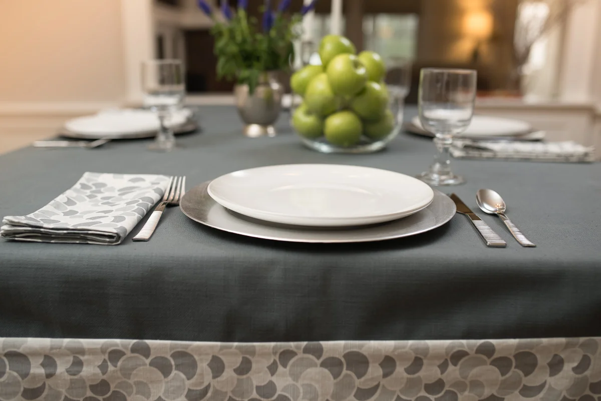 1602 GreyHouseLinens2 (143 of 212)-Edit.jpg