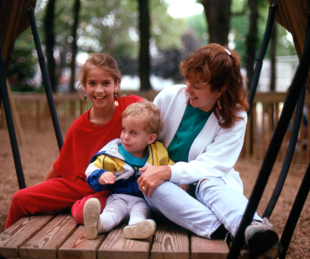 Susan Emmy and Gray Nov 92.jpg