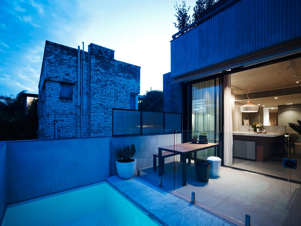 Neometro_58_nina_provan_styling.jpg