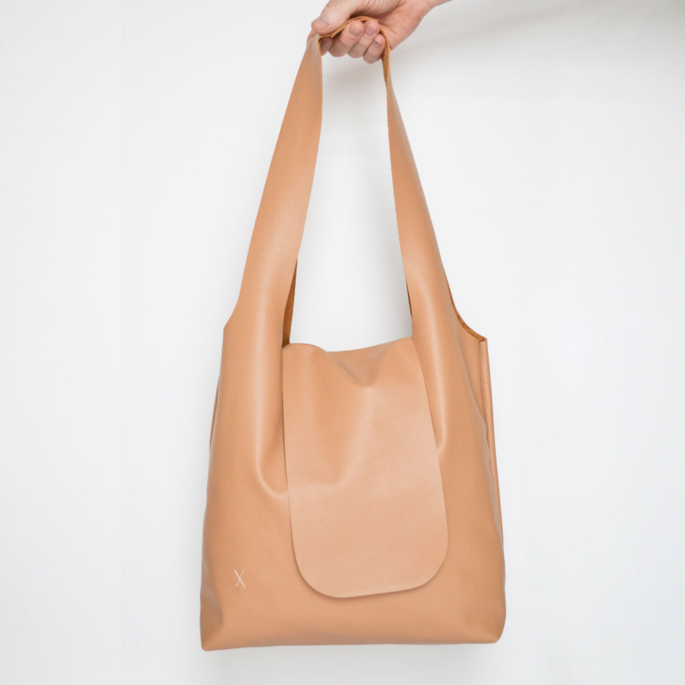 nini creative cross bag tan with flap-5.jpg