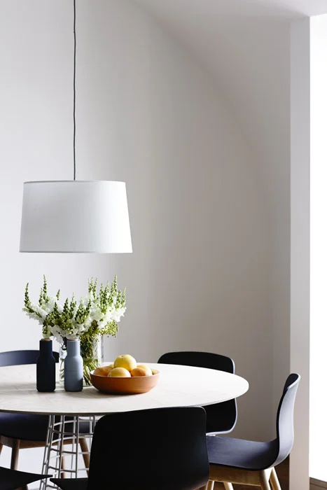 #2098_Neometro_Smith St Nina Provan Styling_.jpg