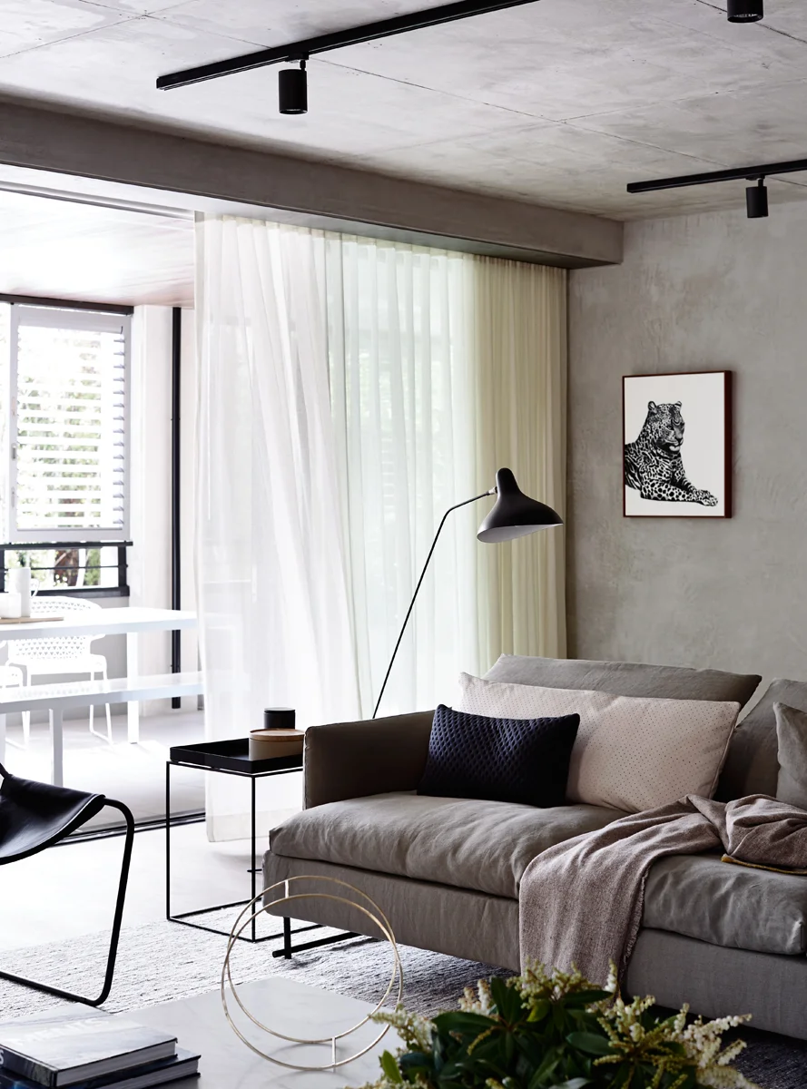 Neometro_WalshSt__Nina Provan_Styling_36933.jpg