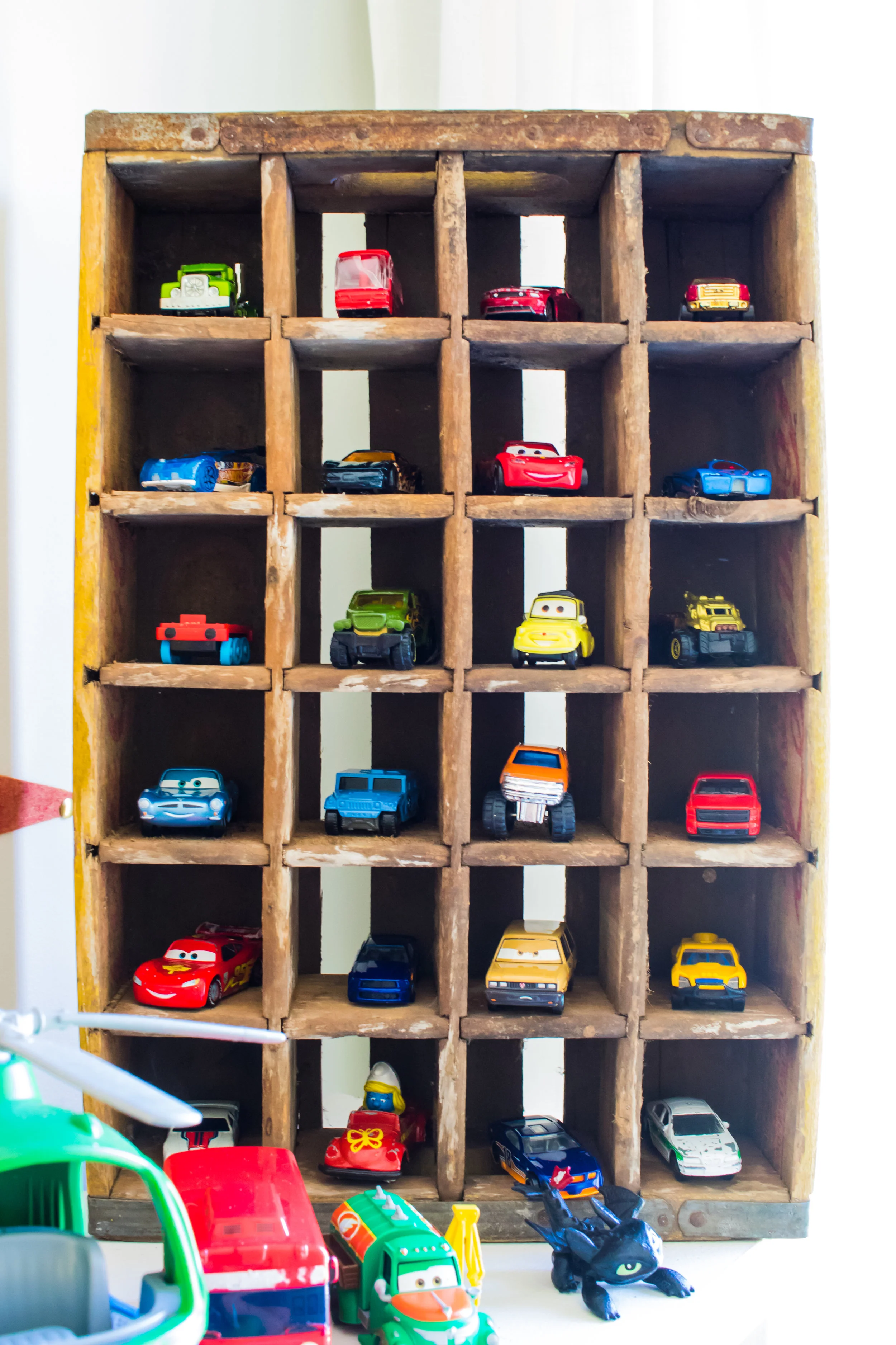 A vintage Coca Cola crate - I guess they used to be yellow?