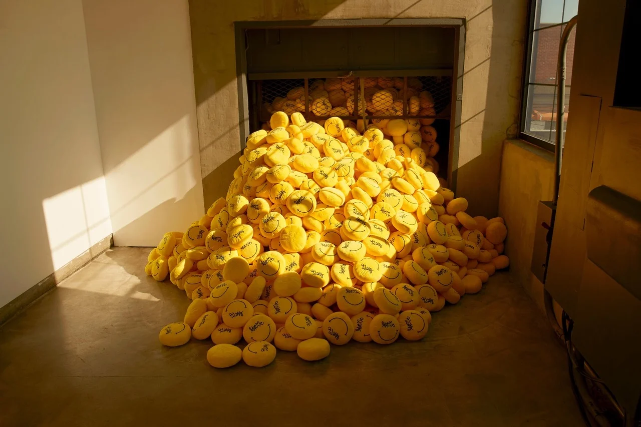 Happy Socks x Love me Special Edition