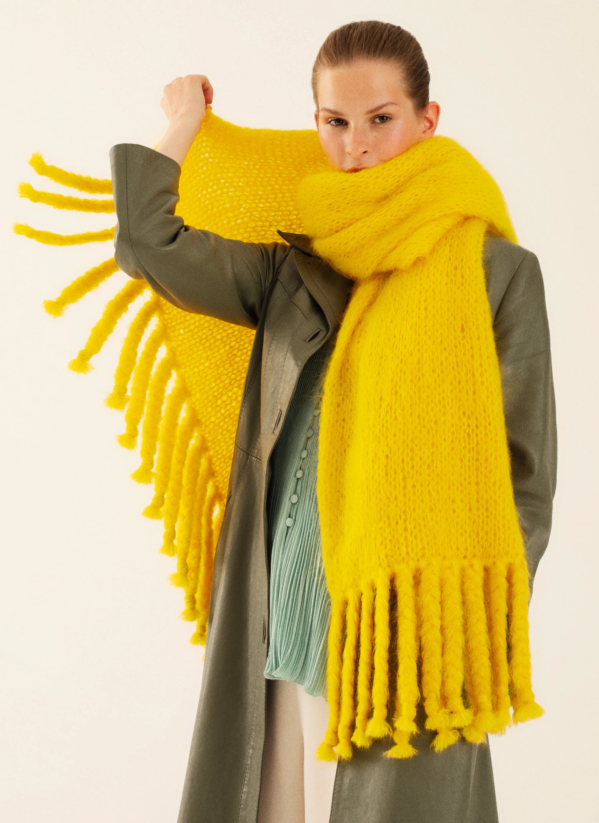 ABOUT BERLIN x Lana Grossa