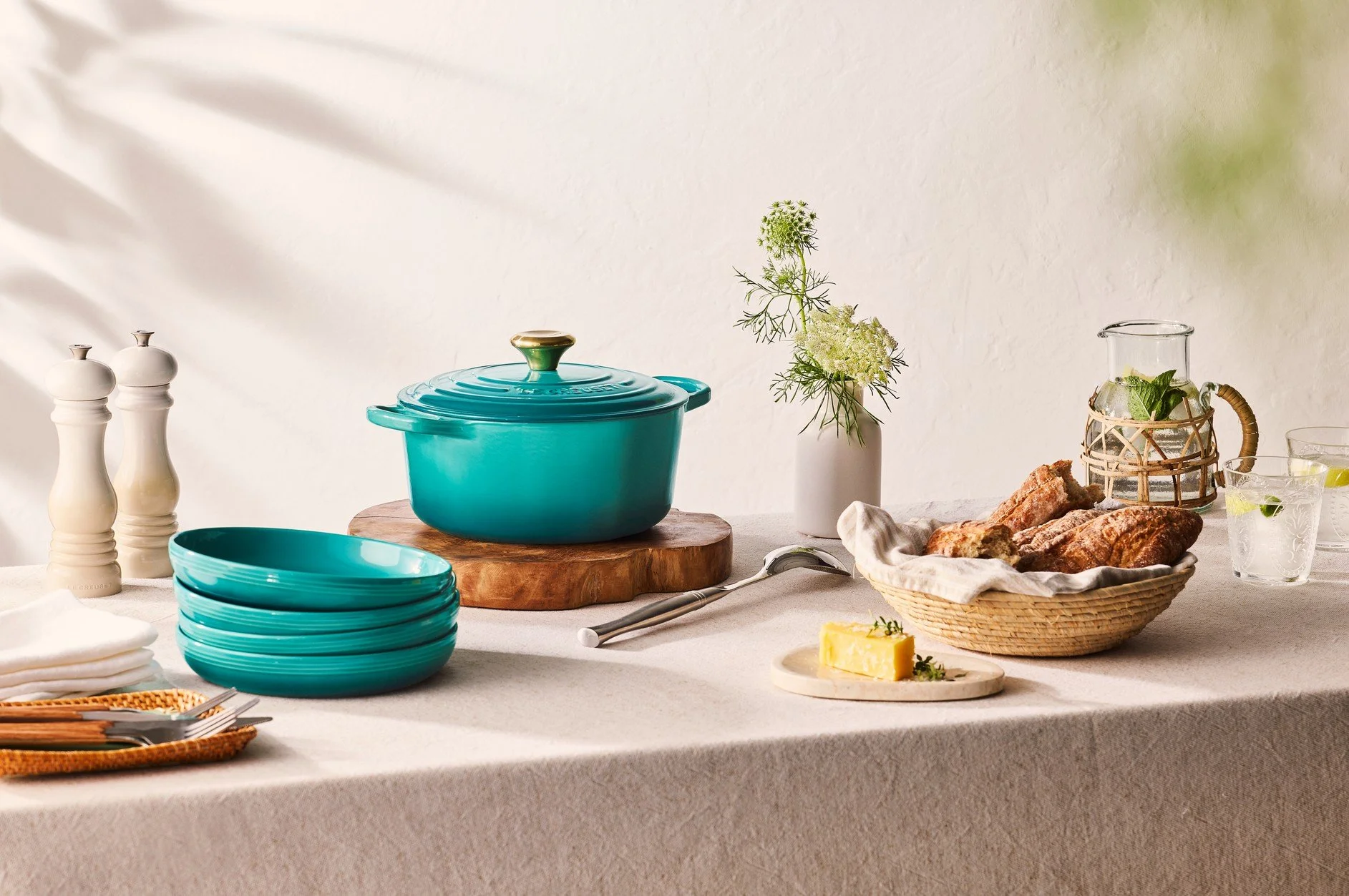 Le Creuset – discover the new nuance „Bleu Riviera“