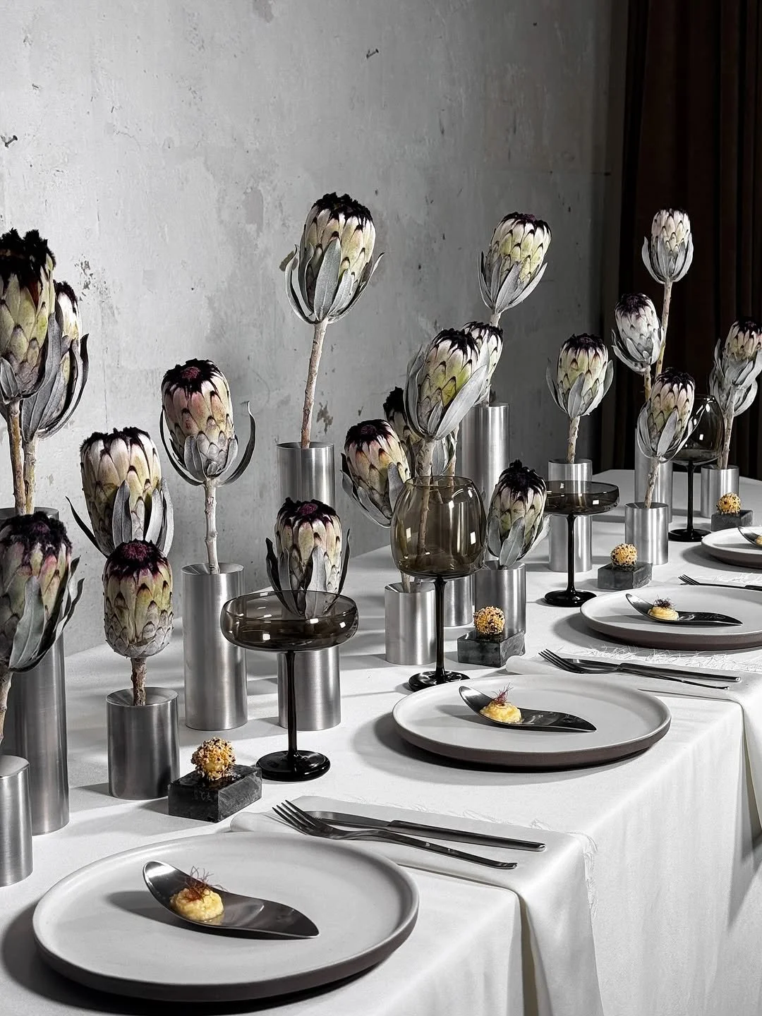 UY Studio_CO_FLOWER VASE.jpg