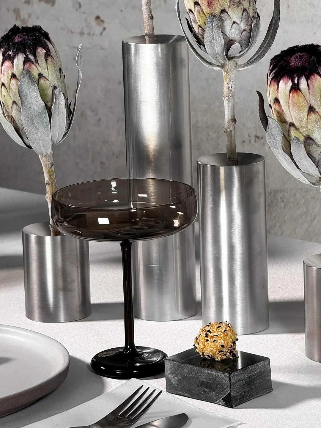 UY Studio_CO_FLOWER VASE (1).jpg