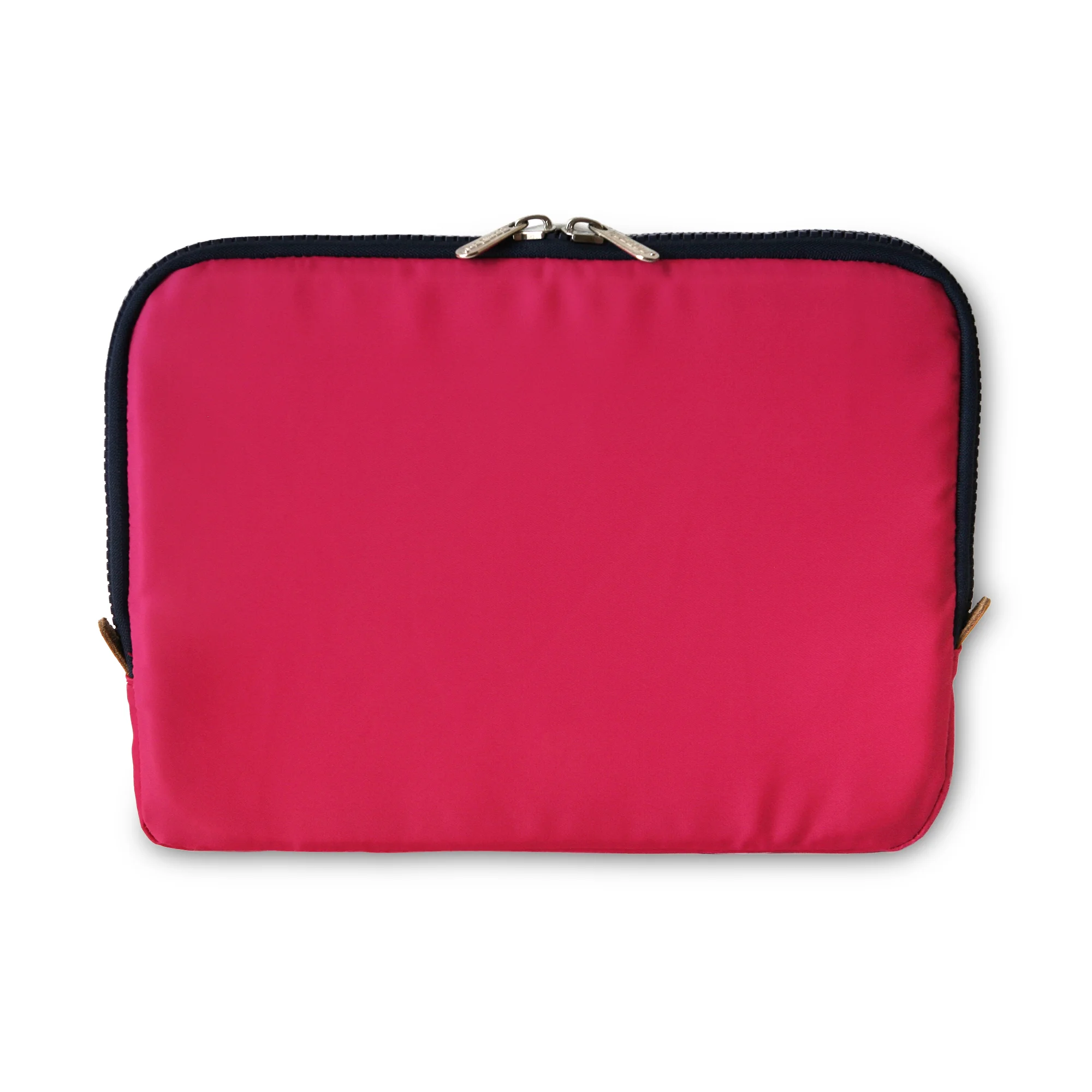 Magenta-Poche-Up.jpg