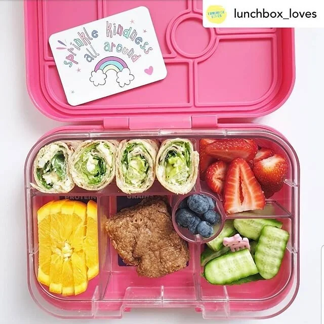 Are you getting excited about #backtoschool yet? Photo credit @lunchbox_loves Hello Friday! 🥳
.
What's in the Lunchbox today?!
➡️ Egg & Lettuce Wrap
➡️ Orange Slices
➡️ Milo & Oat Slice @createbakemake .
➡️ Blueberries .
➡️ Strawberries
➡️ Baby Cucumber
.

Yumbox Original ➡️ @lunchbox_mini 
Lunchnotes ➡️ @sproutandsparrow .

#love #family #kidshealth #lunchbox #kidslunchbox #bentobox #foodporn #nutritionforkids #bento #nutrition  #lunchinspo #mumlife #momlife  #food #nutfree #schoollunch #healthyeating #mommyblogger #nourishinglittlebodies #blogger  #yum #healthykidsfood #healthykids #instafood #healthyfood #yumbox #lunchboxideas