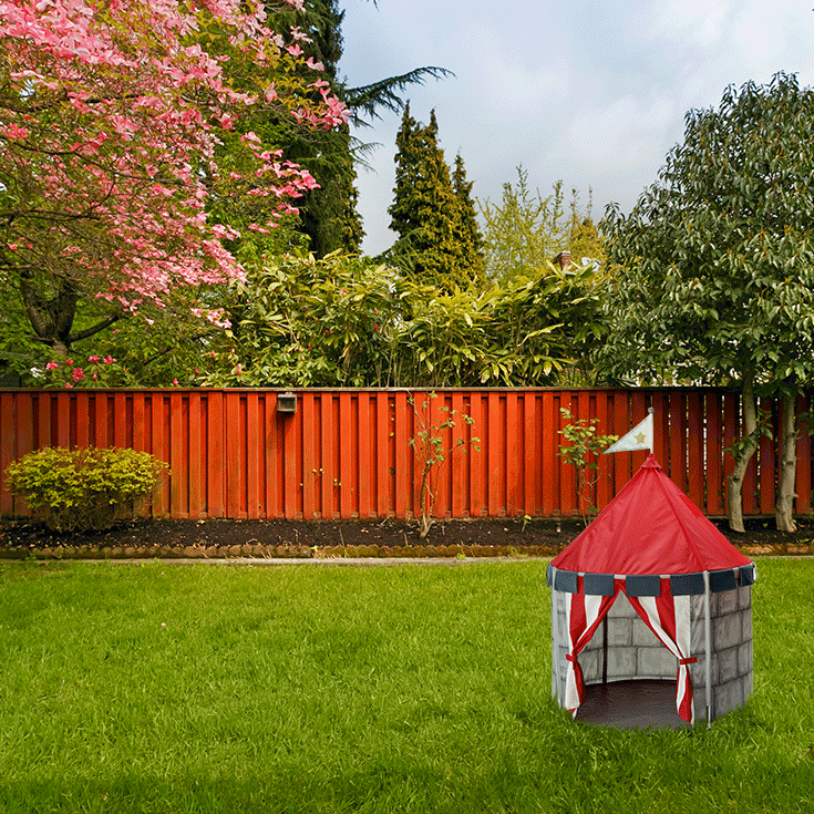 Take your kids camping, without leaving the house! With BEBOELIG indoor children’s tent you can camp without having to deal with the creepy crawlies and damp sleeping bags. Better still: you can totally sneak out and watch Sopranos in a comfy sofa when the kids have fallen asleep.