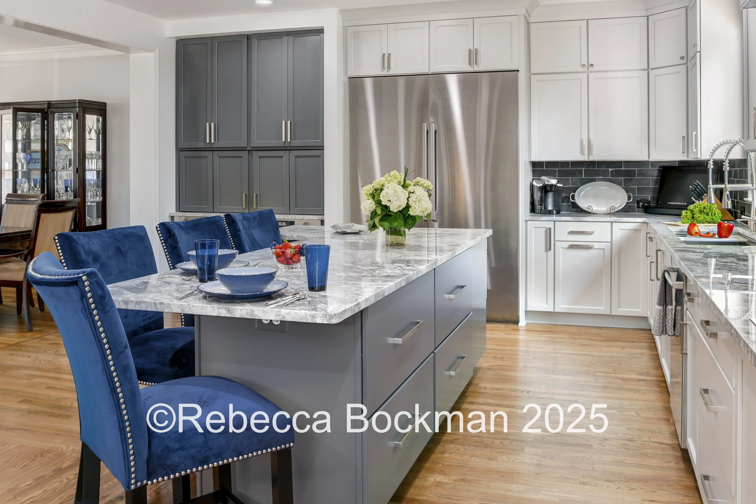 2223 Lasalle Dr-13.jpg