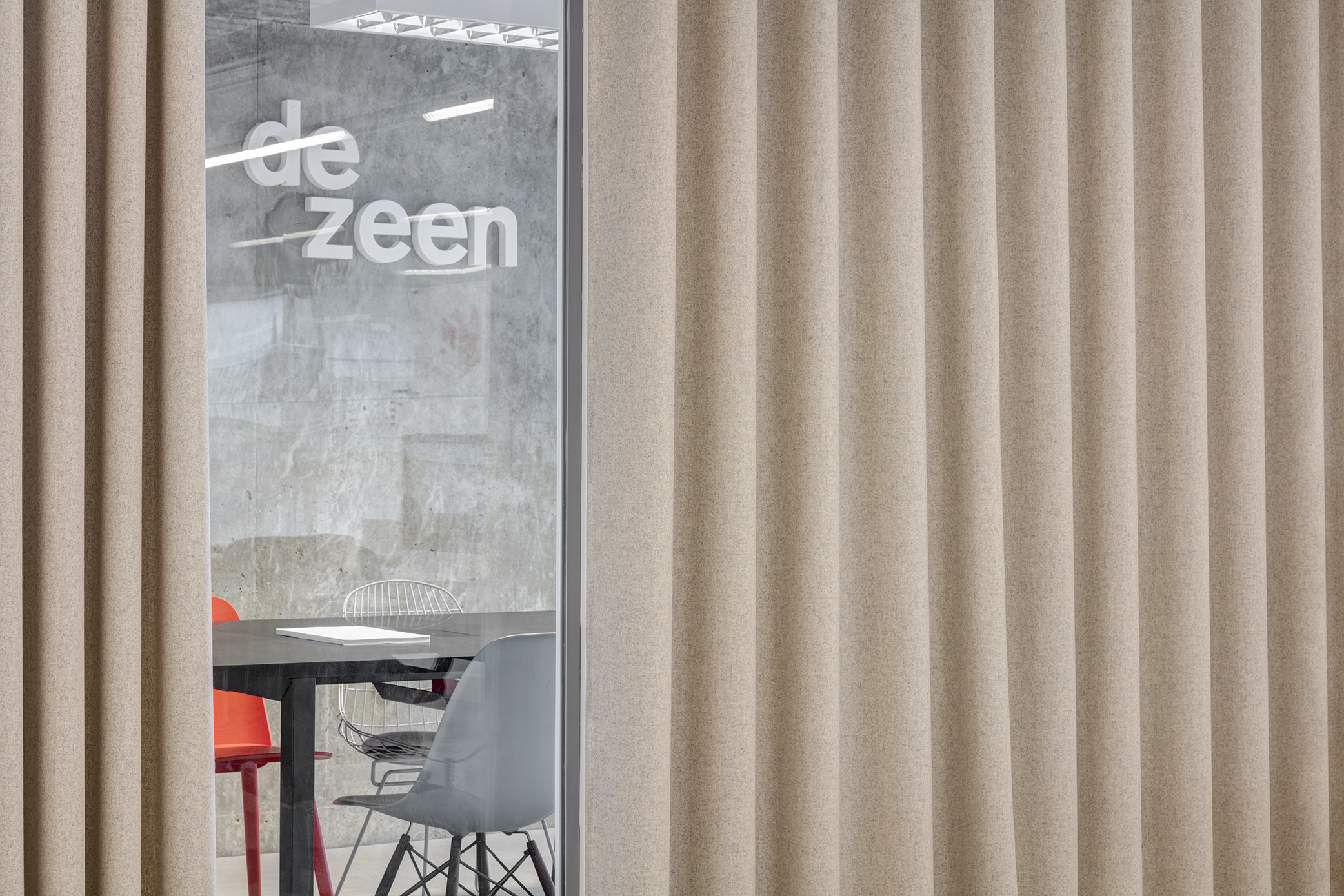 for web DezeenOffice-06.jpg