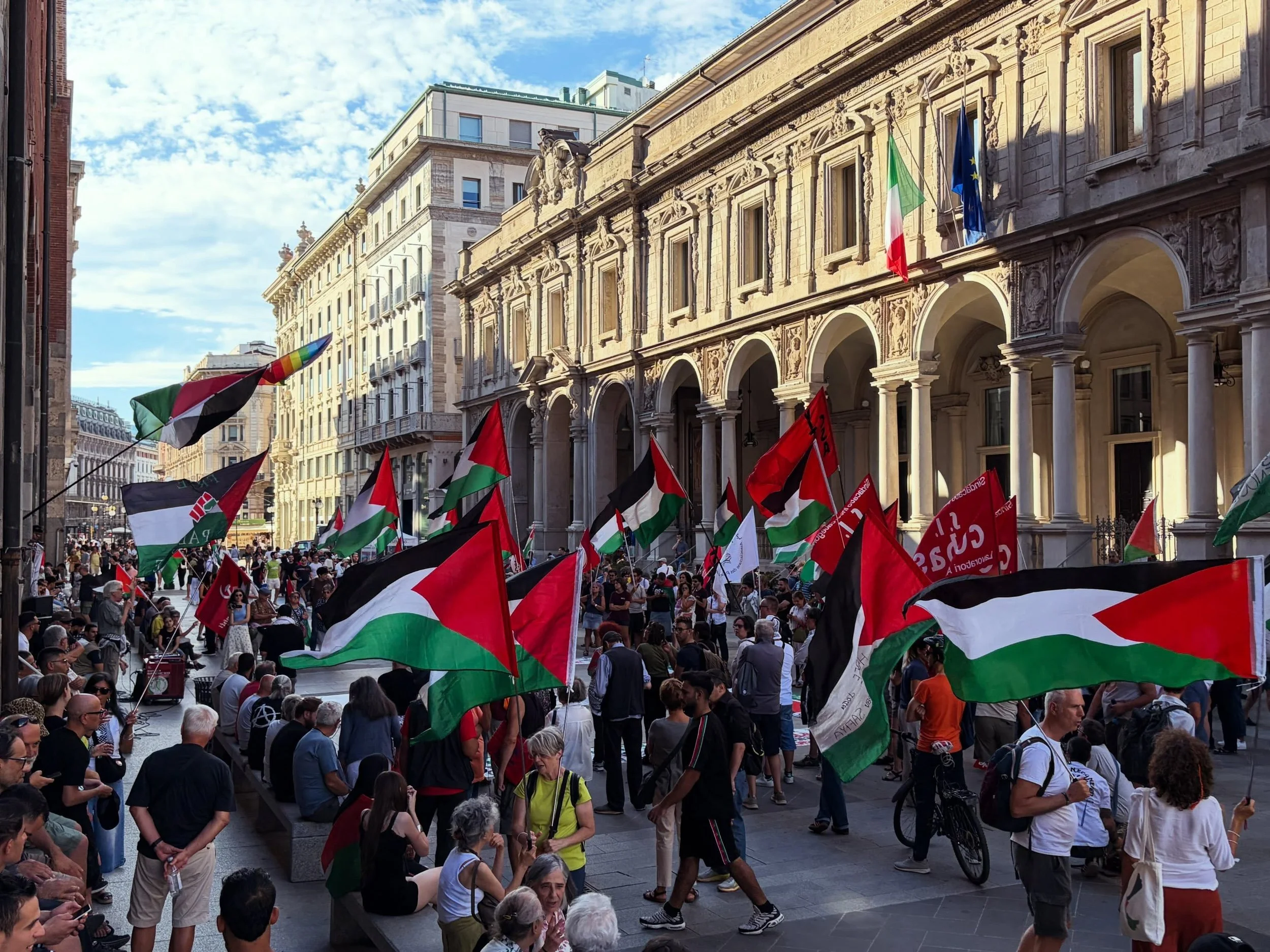 Riprendono i sabati palestinesi a Milano e vediamo di farli crescere nei prossimi mesi, perch&eacute; ce ne sar&agrave; un gran bisogno, per la Palestina e per noi