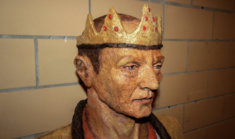 The King.jpg