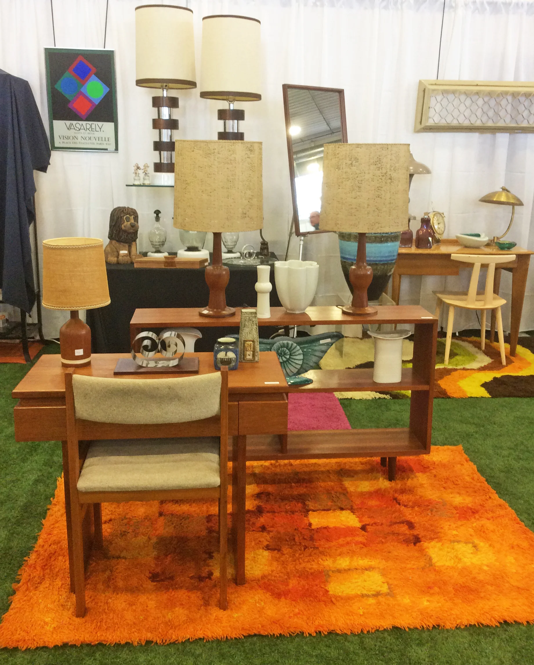 OTTAWA ANTIQUE & VINTAGE MARKET