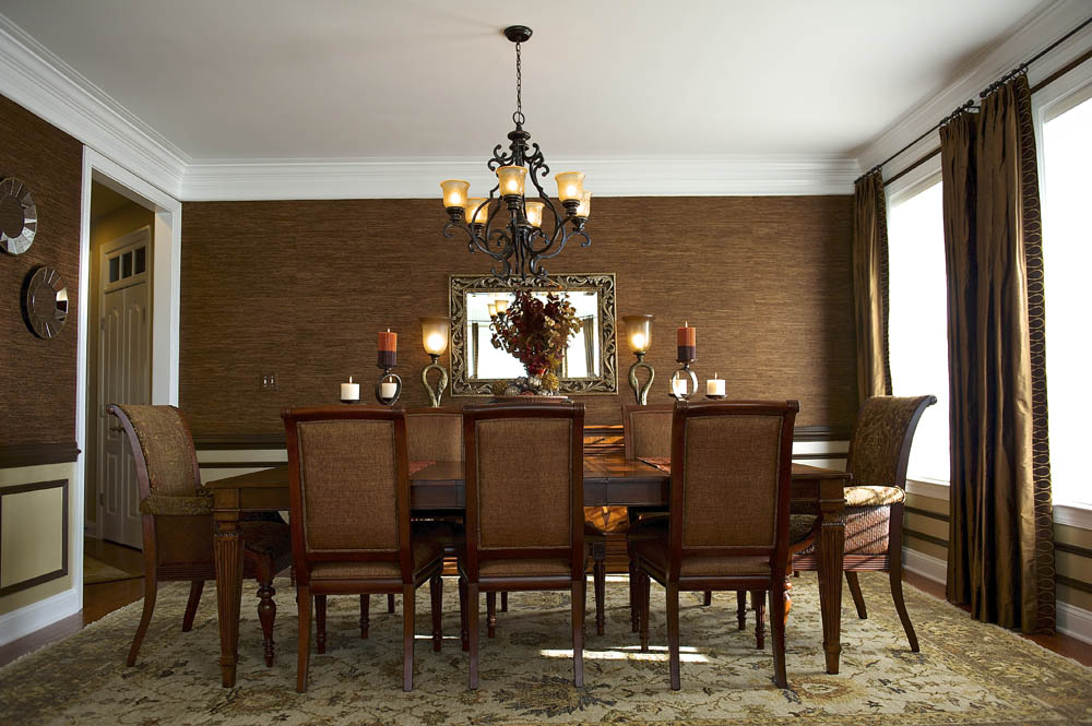 Fave_Barborak Dining Room 1.jpg