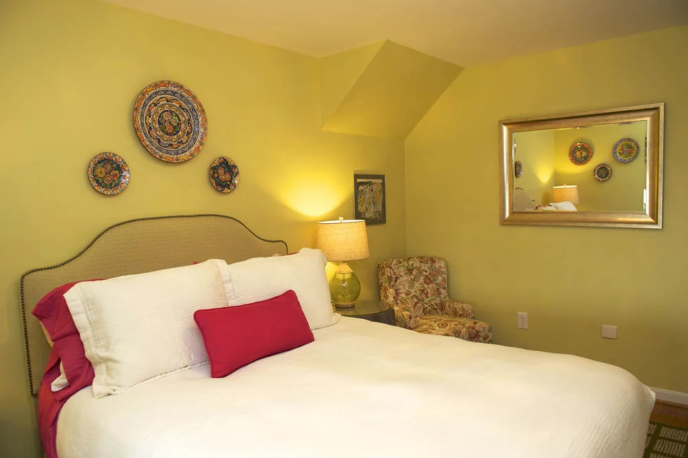 Fave_Alberg Second Guest Room 2.jpg
