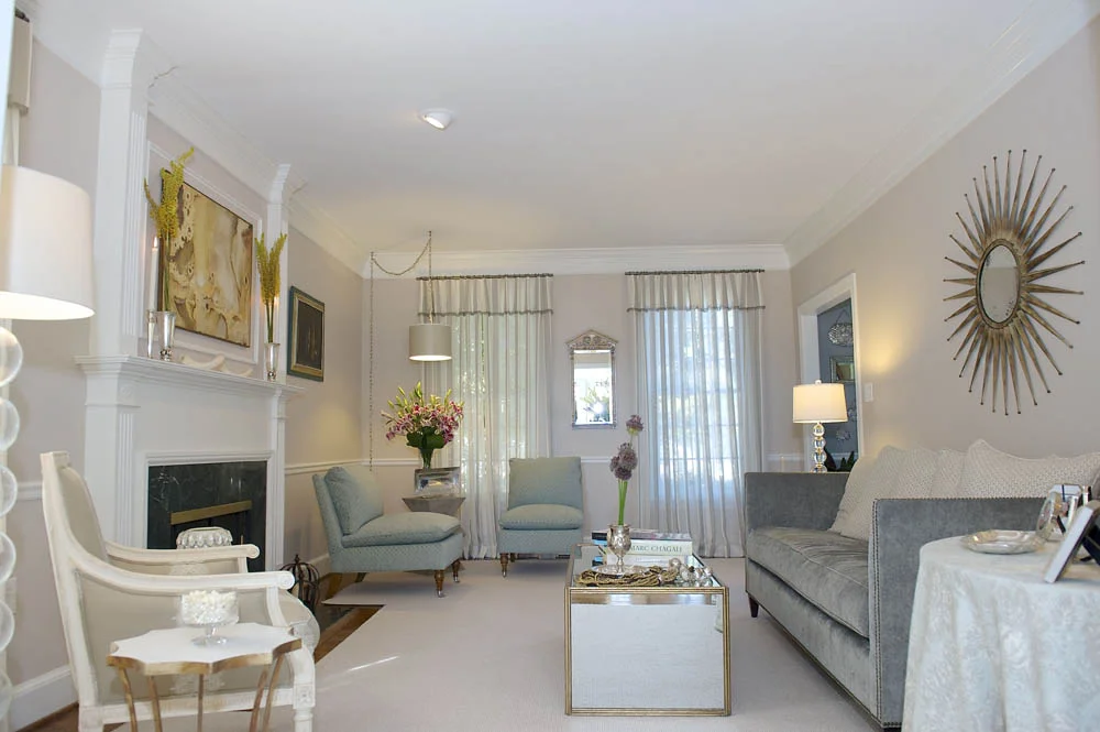 Fave_Alberg Living Room 5.jpg