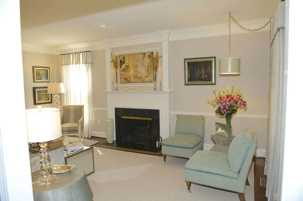 Fave_Alberg Living Room 10.jpg