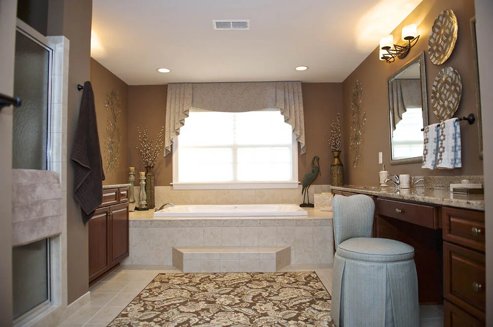 Fave_Barborak Master Bathroom 2.jpg