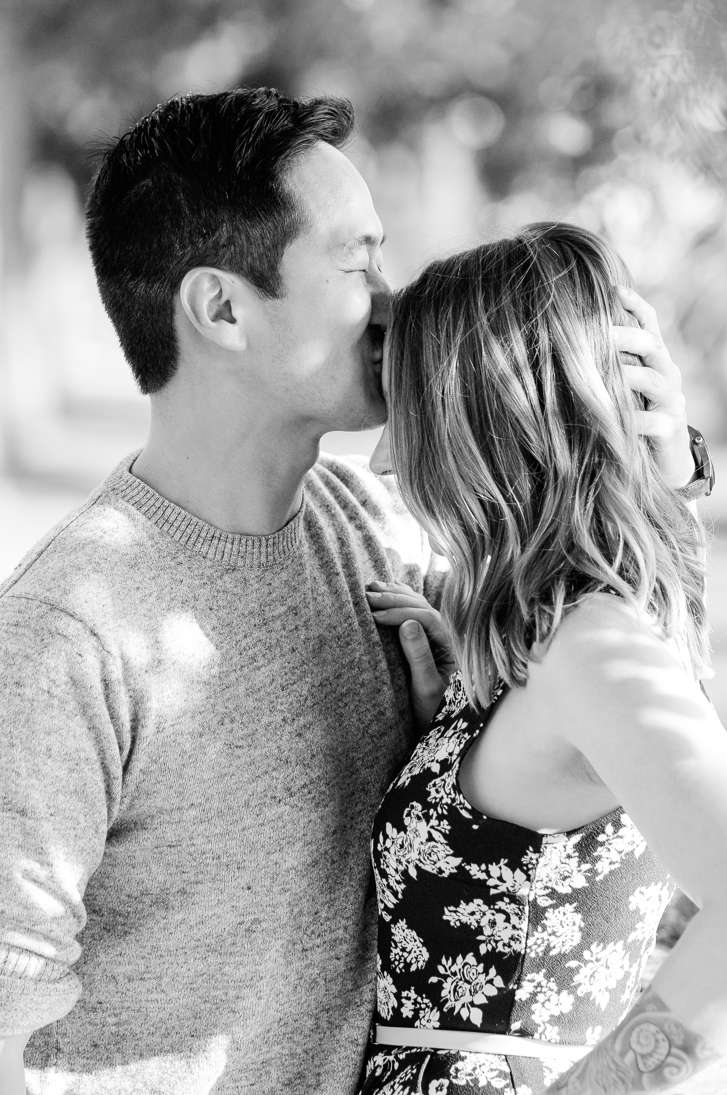 Jennifer&Cliff b&w 4.jpg