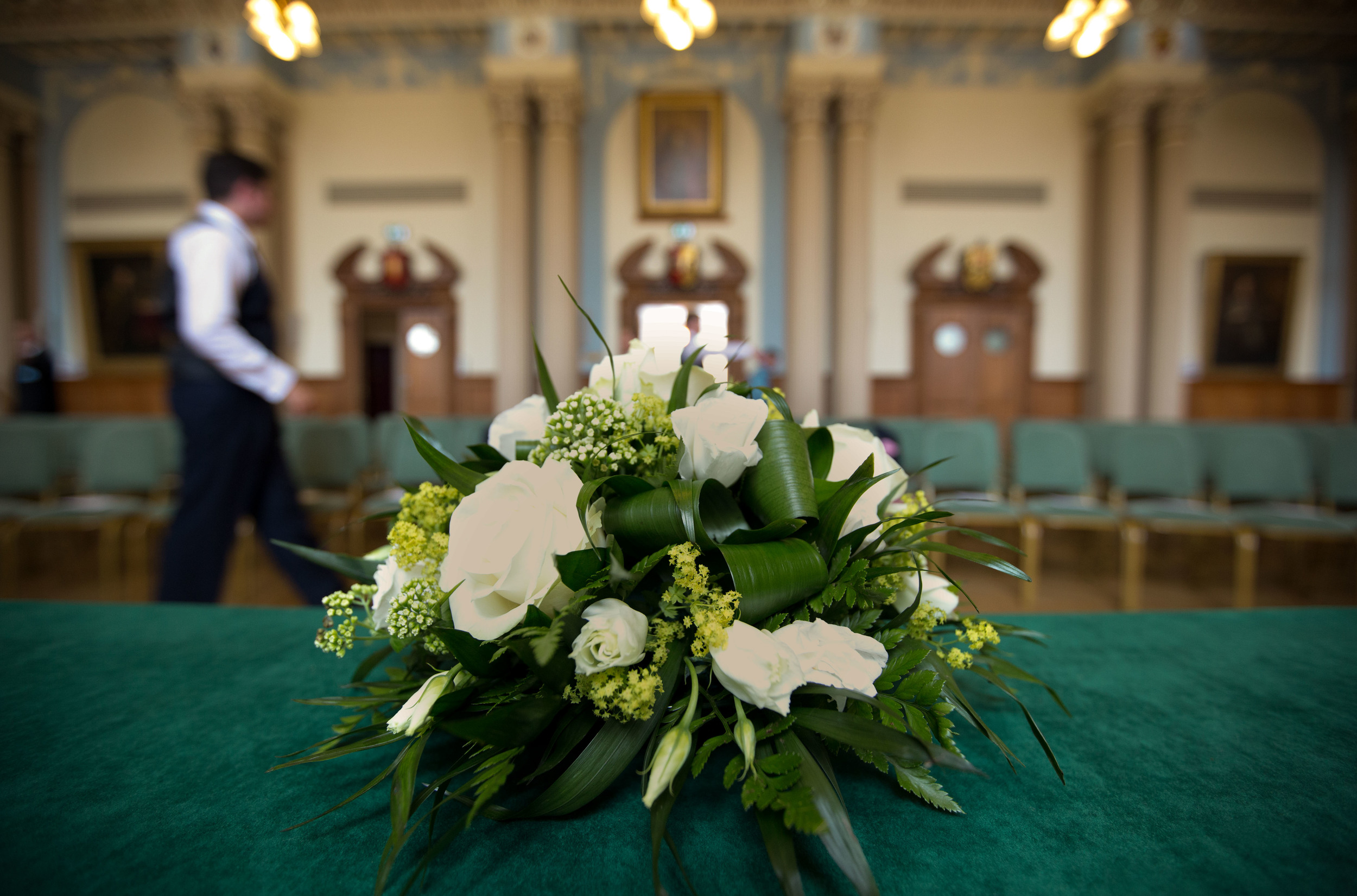 bouquet-flowers-london-uk-destination-wedding-photography-Adam-Rowley