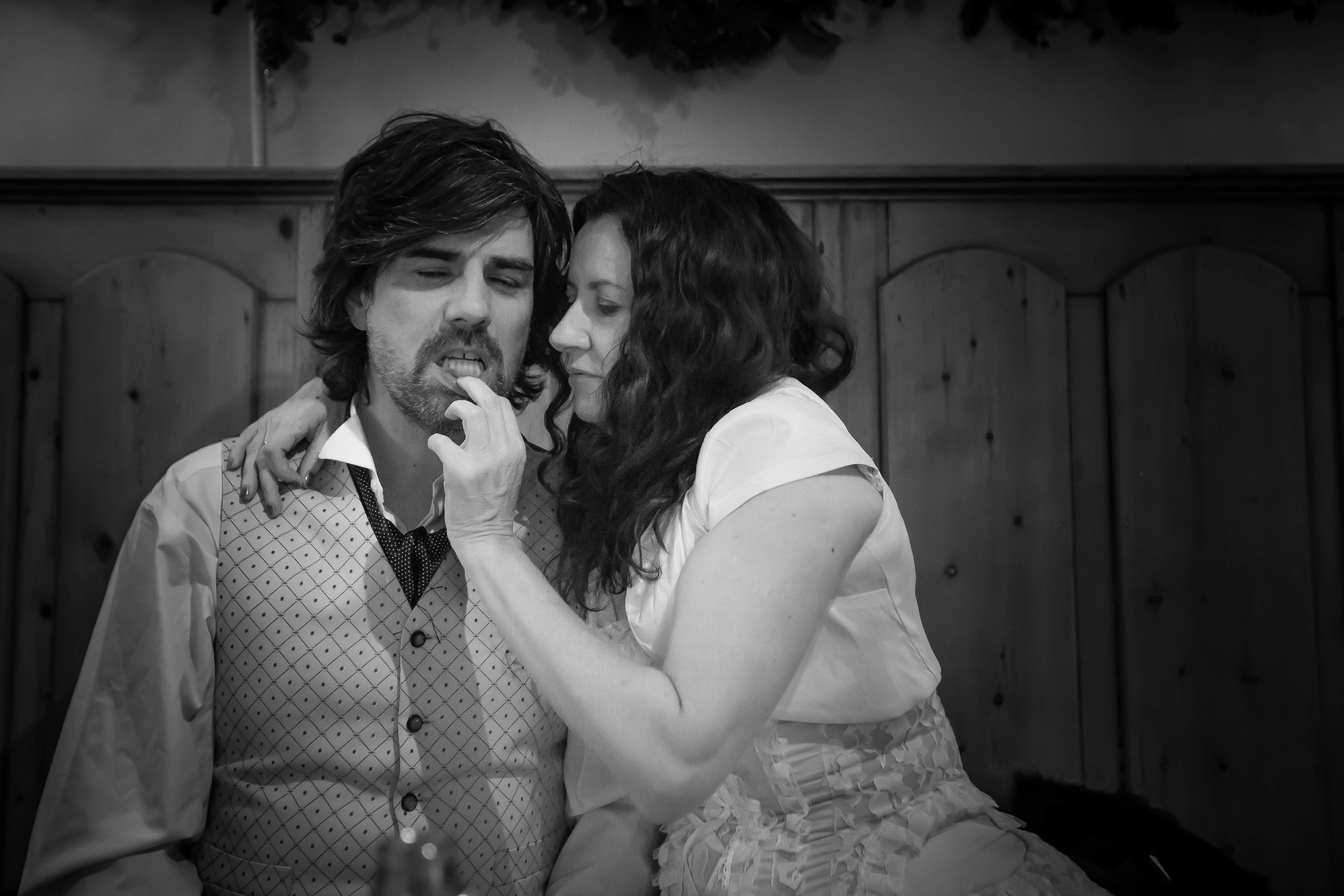 herefordshire-alternative-wedding-2-london-uk-destination-wedding-photography-Adam-Rowley