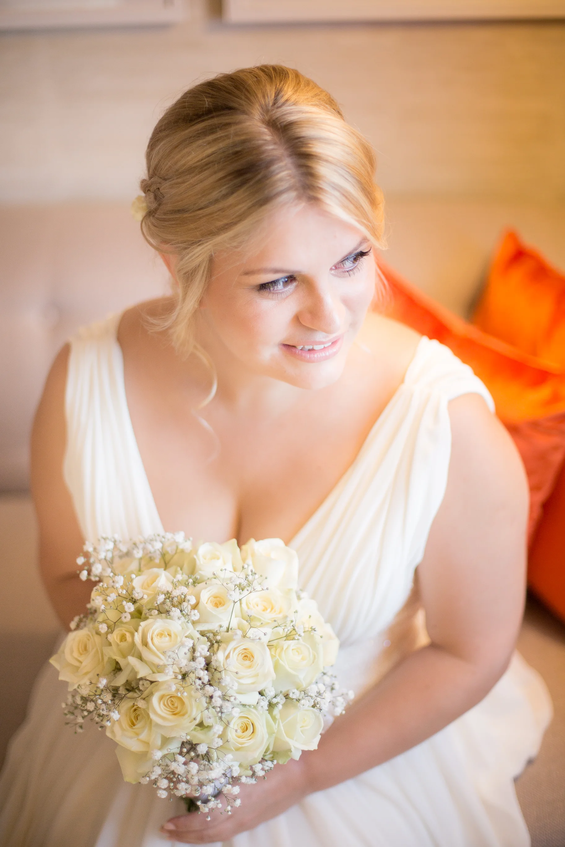 Zetter-hotel-bridal-prep-islington-wedding-6