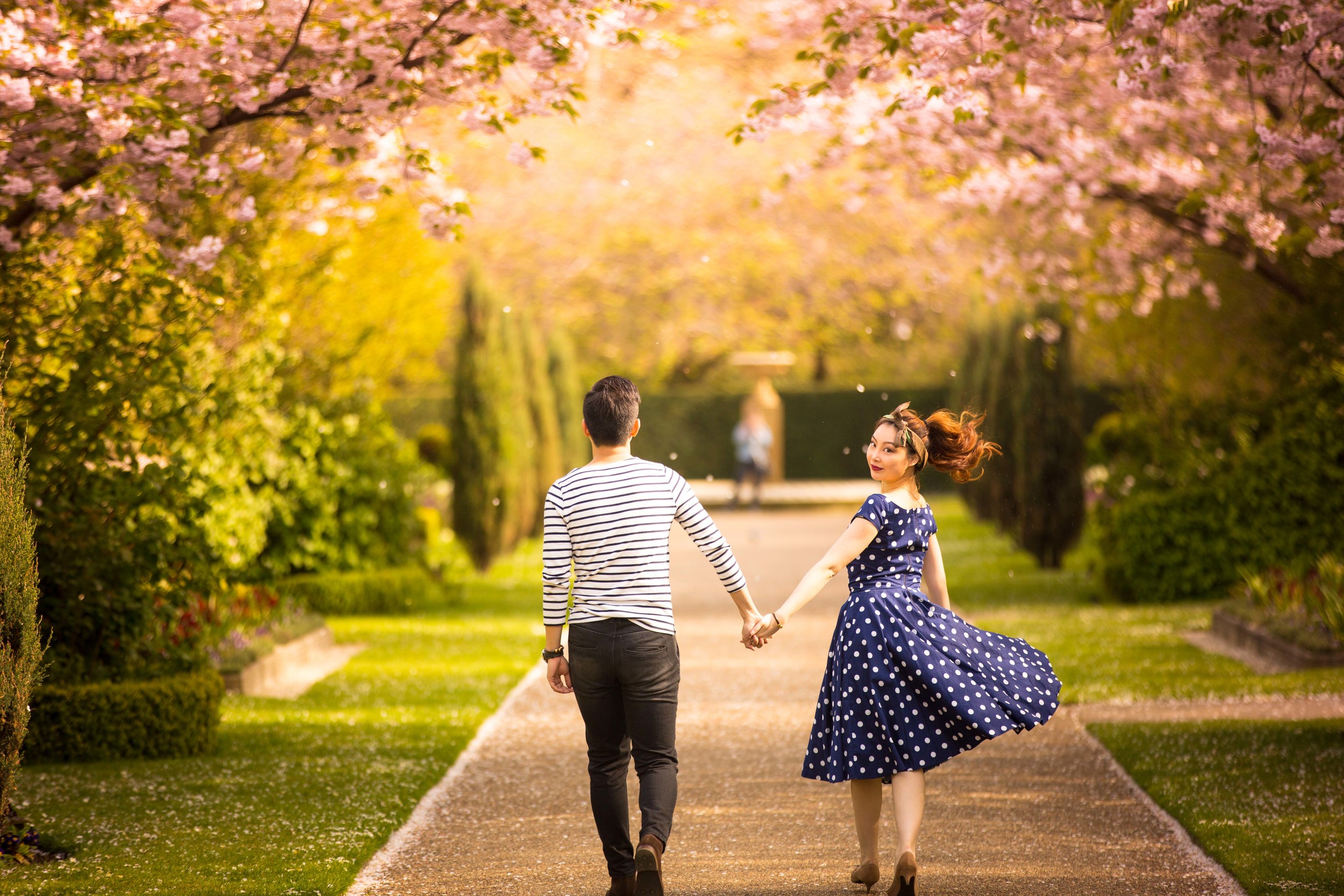 Asian-London-Vintage-Engagement-Wedding-Shoot-Notting-Hill-Regents-Park-1.jpeg