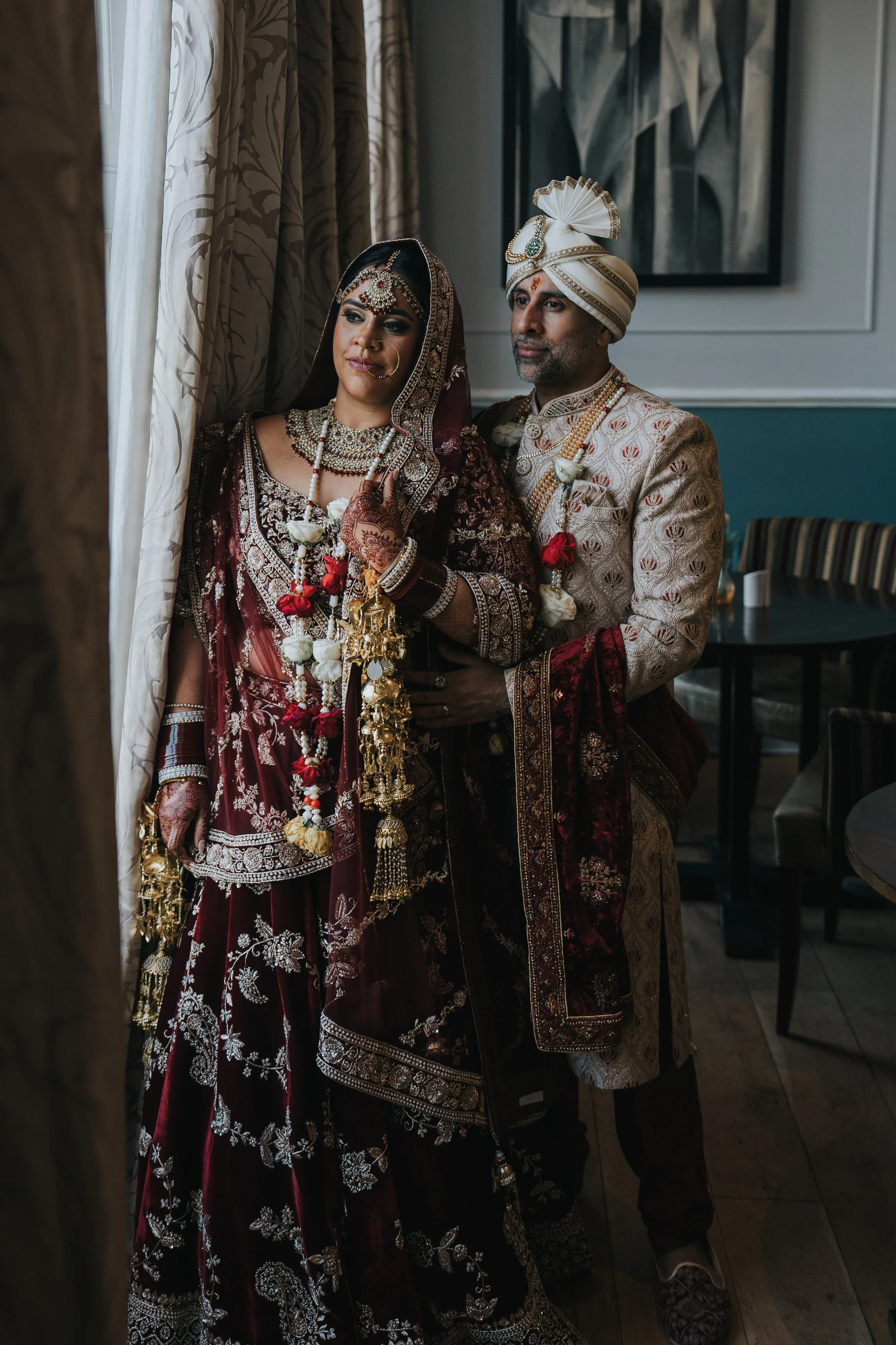 SONA AND DIPESH'S FANTASTIC ESSEX HINDU WEDDING,  CITY PAVILLION