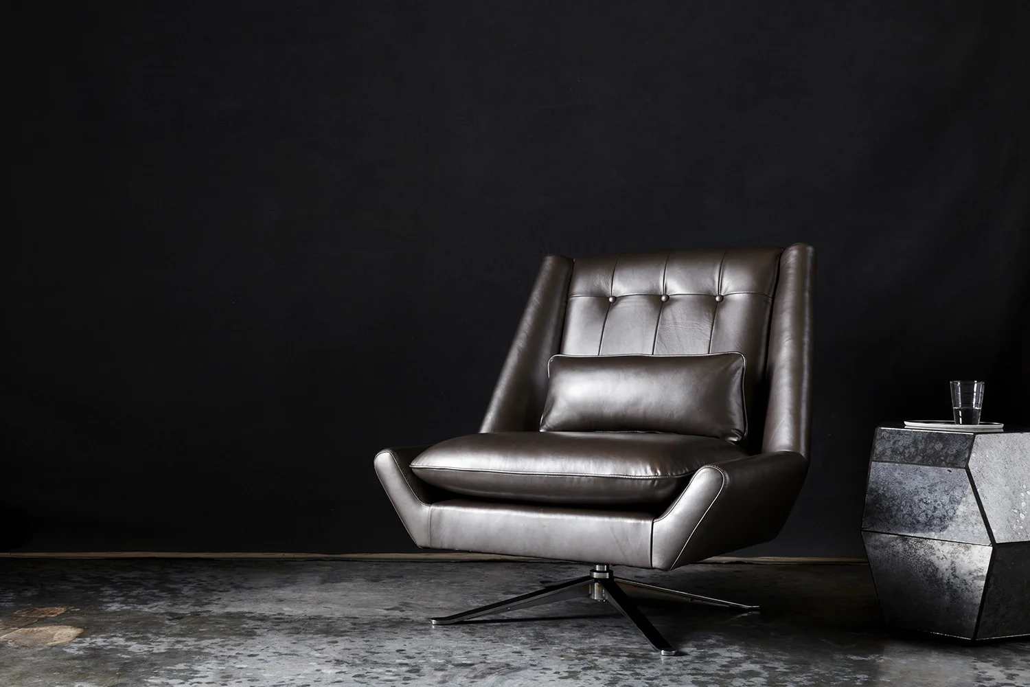 EliteLeather_h04.jpg