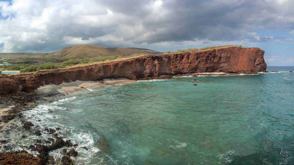 33457566_fs_manele_bay_guestrooms_1.jpg