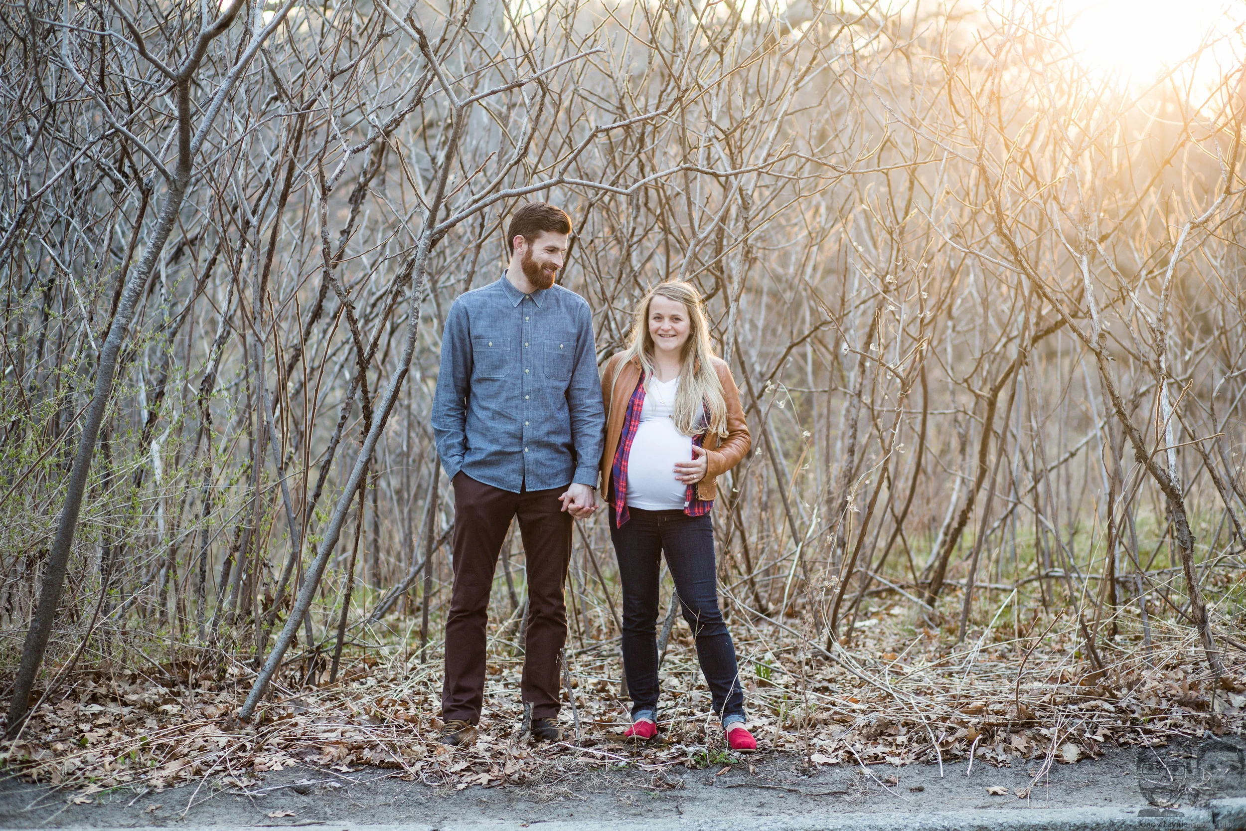 115Jen&Bren-baby bump.jpg