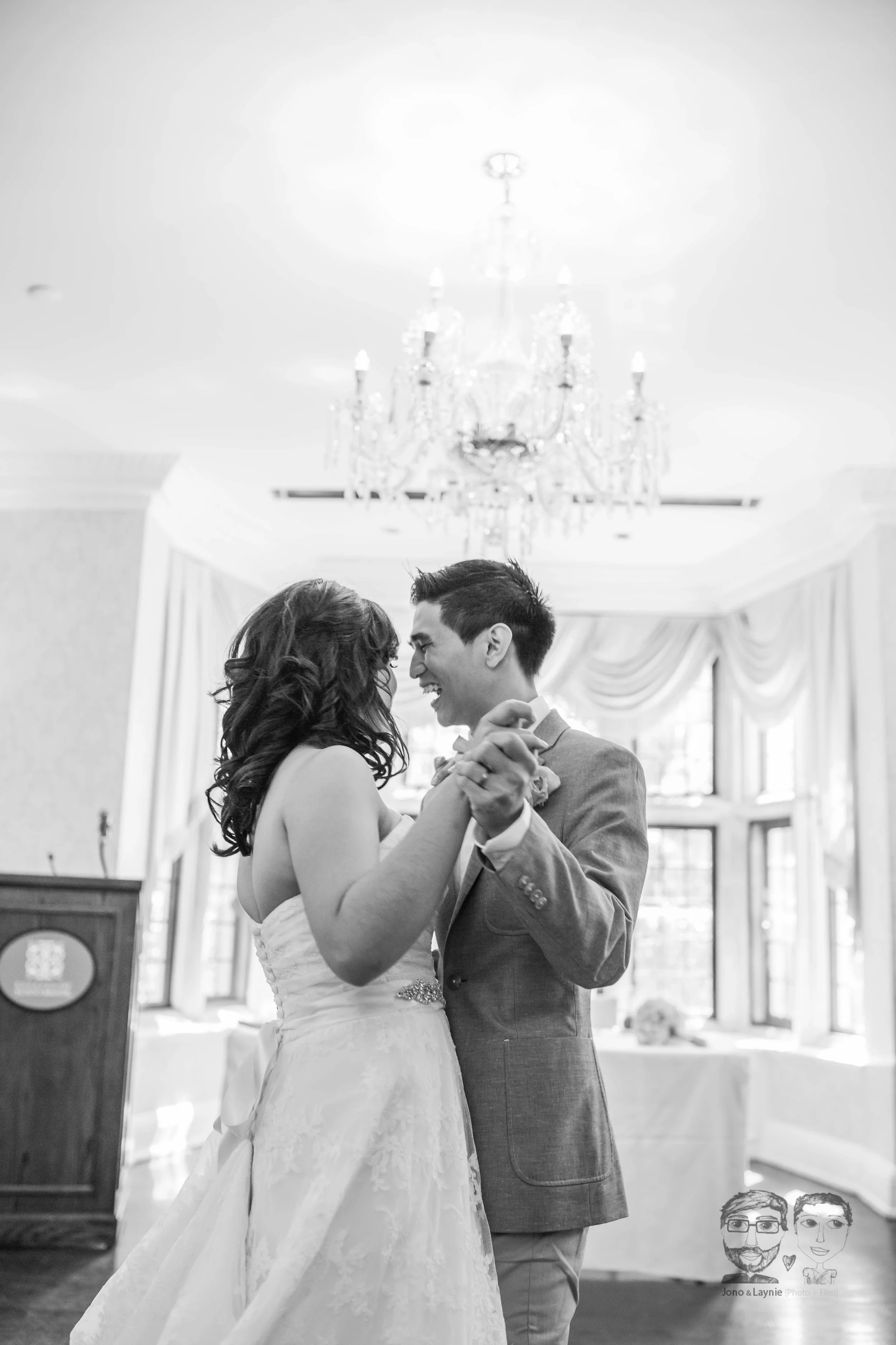 088Estates of Sunnybrook - Toronto photographers - Jono & Laynie Co.jpg