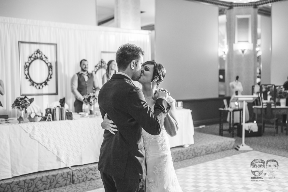 Brantford Wedding Photographer-Jono & Laynie090.jpg