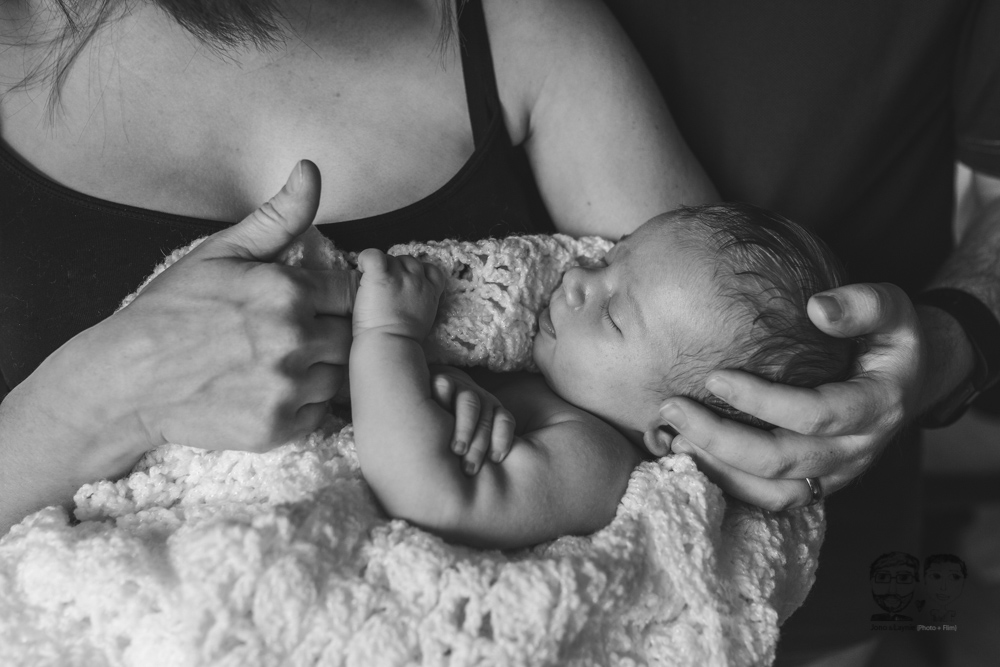 Brantford Newborn Lifestyle Photographer098.jpg