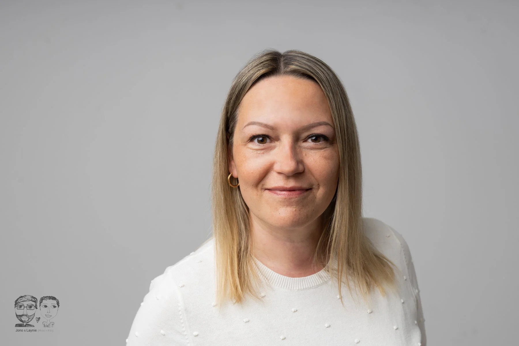 Yvonne Headshots031-jonoandlaynie.jpg